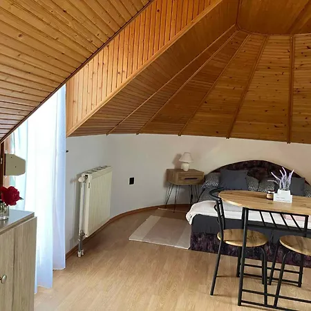 In - Balaton 18292 Appartement Cserszegtomaj