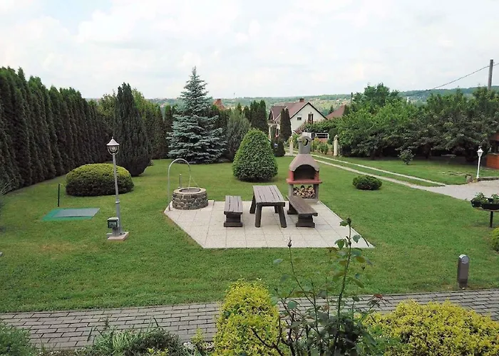 In - Balaton 18292 Apartamento