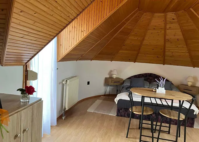 In - Balaton 18292 Apartamento Cserszegtomaj